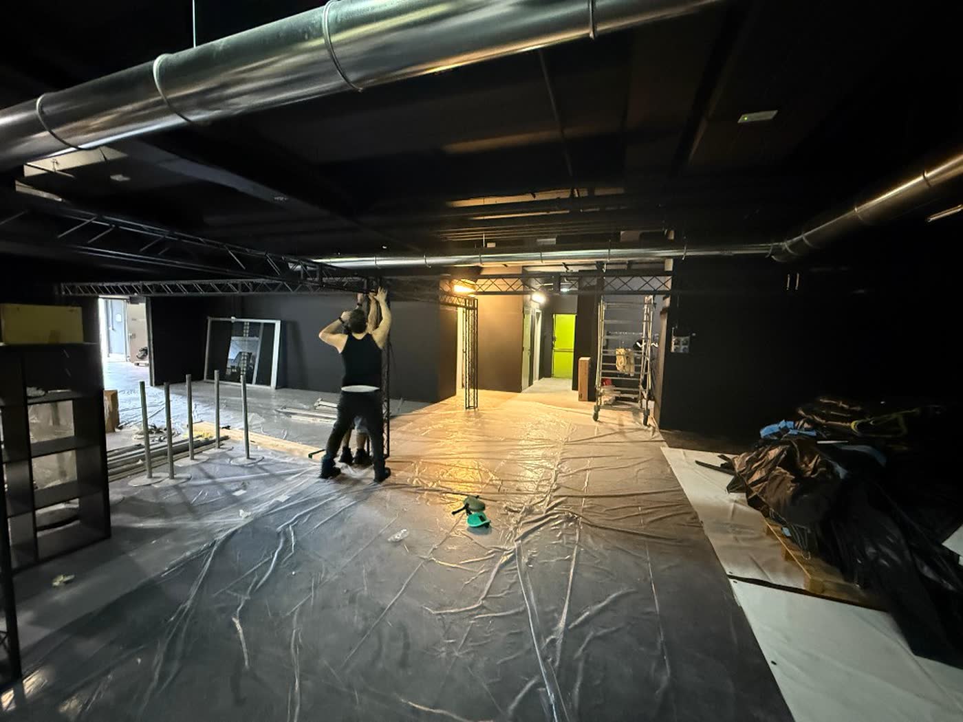 Cantiere VRC: installazione strutture e ambienti