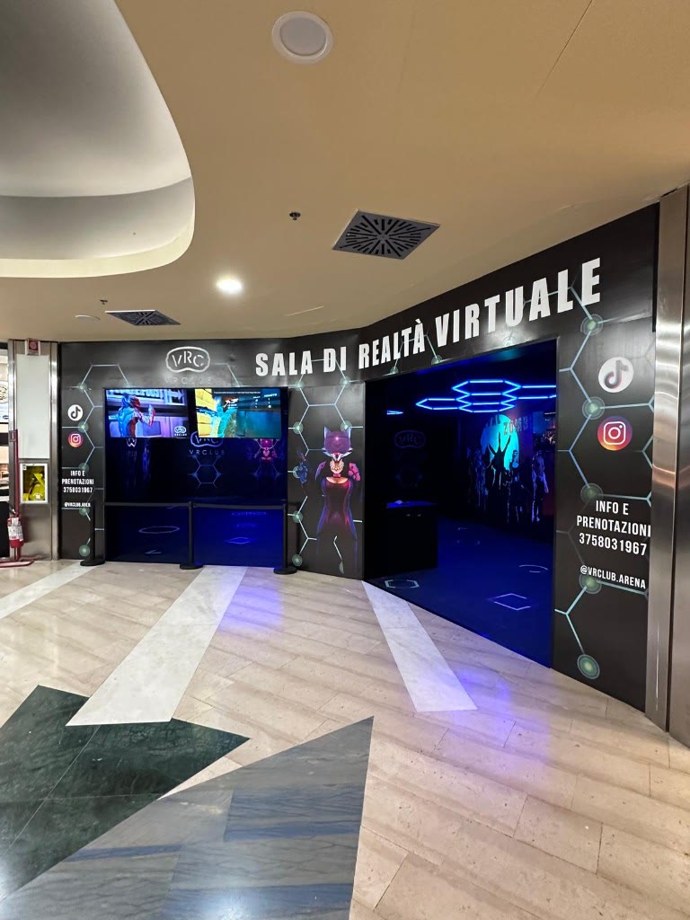 Struttura VRC installata all’interno di uno spazio commerciale.